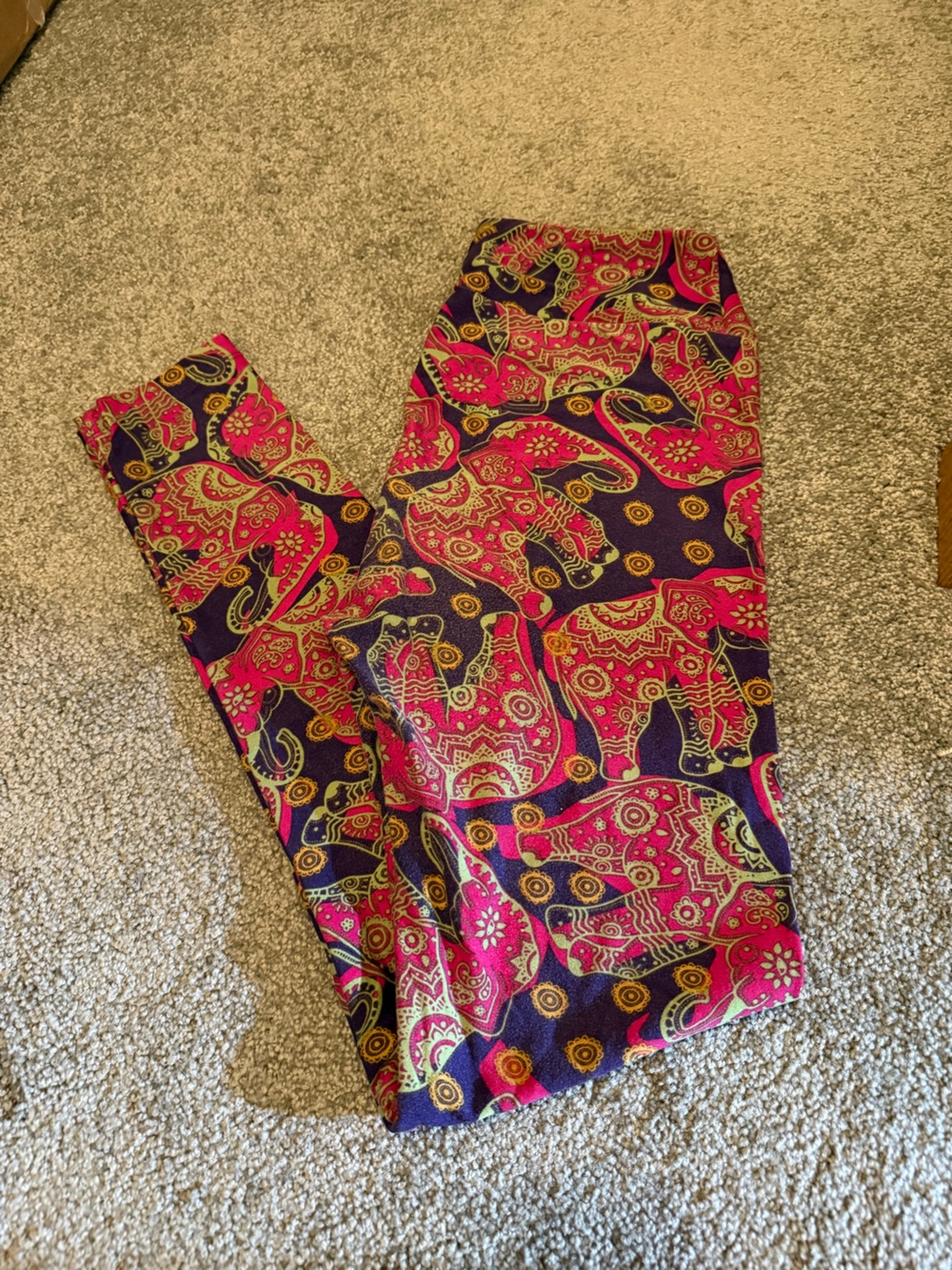 Lularoe Elephant Full Length Leggings